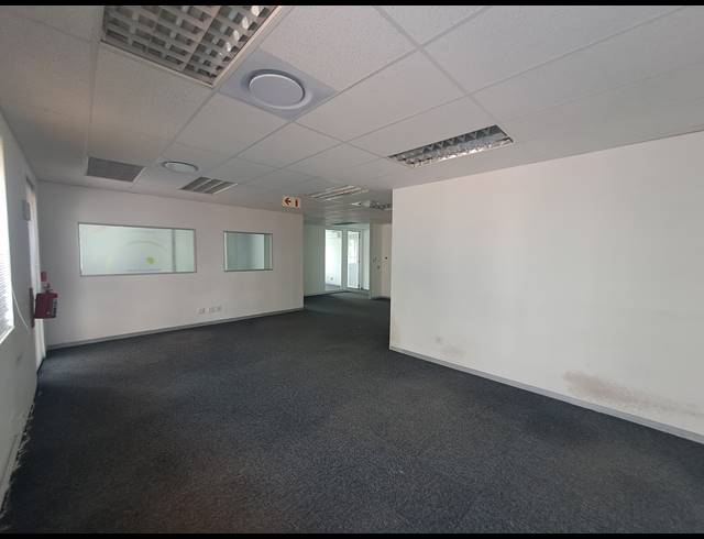289M² OFFICE TO LET IN ILLOVO